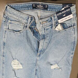 Hollister Ultra High-Rise Curvy Mom Jeans - Light Blue